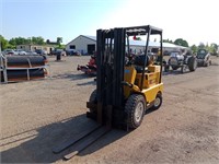 White MV50B Propane Forklift