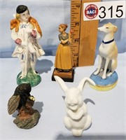 (5) FIGURINES