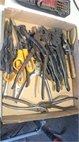 Miscellaneous pliers, scissors, hole punch