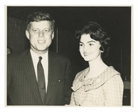 JOHN F. KENNEDY, Photo with Jackie ? circa 1959-60