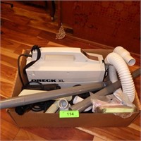 ORECK VACUUM CLEANER- TURNS ON