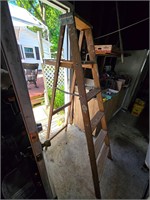 Keller wooden type 2 extension ladder