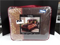 Nanshing 7-Piece Queen Comforter Set