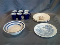 6 Blue coffee mugs & decorative plates