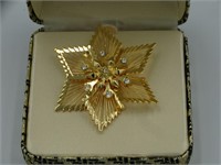 Vtg Monet Gold Tone Wire Snowflake Brooch