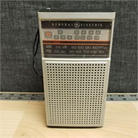 General Electric Transistor Radio Model 72924A