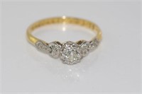 Vintage 18ct gold & platinum, diamond ring