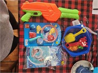 Summer Toys Beach Toys water guns Pool Floats lot