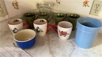 CARDINAL AND GREEN COFFEE CUPS GLASS CONTAINER