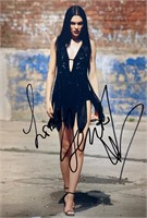 Autograph COA Signed Jessie J Photo