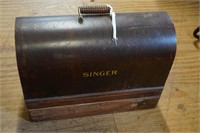 Singer Sewing Machine in Case ~ Locked