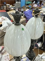 VINTAGE LAMPS - 1 CRACKED SHADE