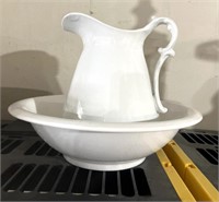 vintage porcelain wash basin and pitcher