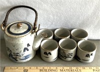 Stoneware tea set