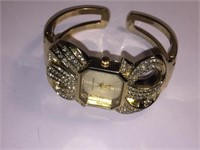 SOFIA VERGARA CLEAR CRYSTAL WATCH NEW WITHOUT BOX