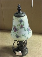 DESK TOP LAMP w FROSTED FLOWER GLASS LAMP SHADE