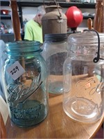 Lot of Various Vtg. Quart Sized Canning Jars-