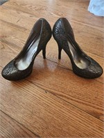 Womens Shoes size 6.5