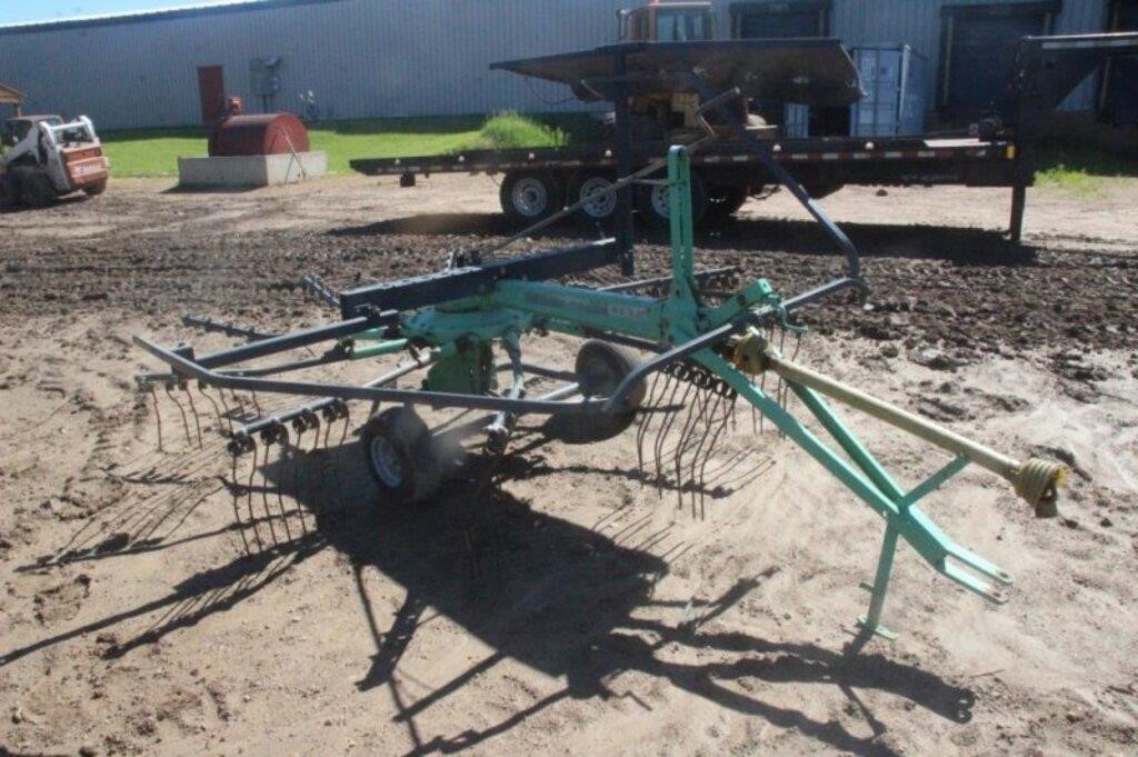 Pull Type Deutz Rotary Rake, Works Per Seller