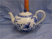 Squat teapot