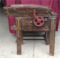 Antique Corn Grain Crusher Sifter Machine