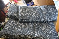 3Set of Four Blue Pasley Lawn Furniture Cushions