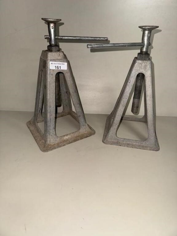 Pair of Jack stands (2 ton)