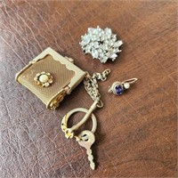 Vintage Brooch & Earring Lot