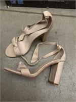 SIZE 8.5 US WOMENS HIGH HEELED SANDALS (NO BOX)