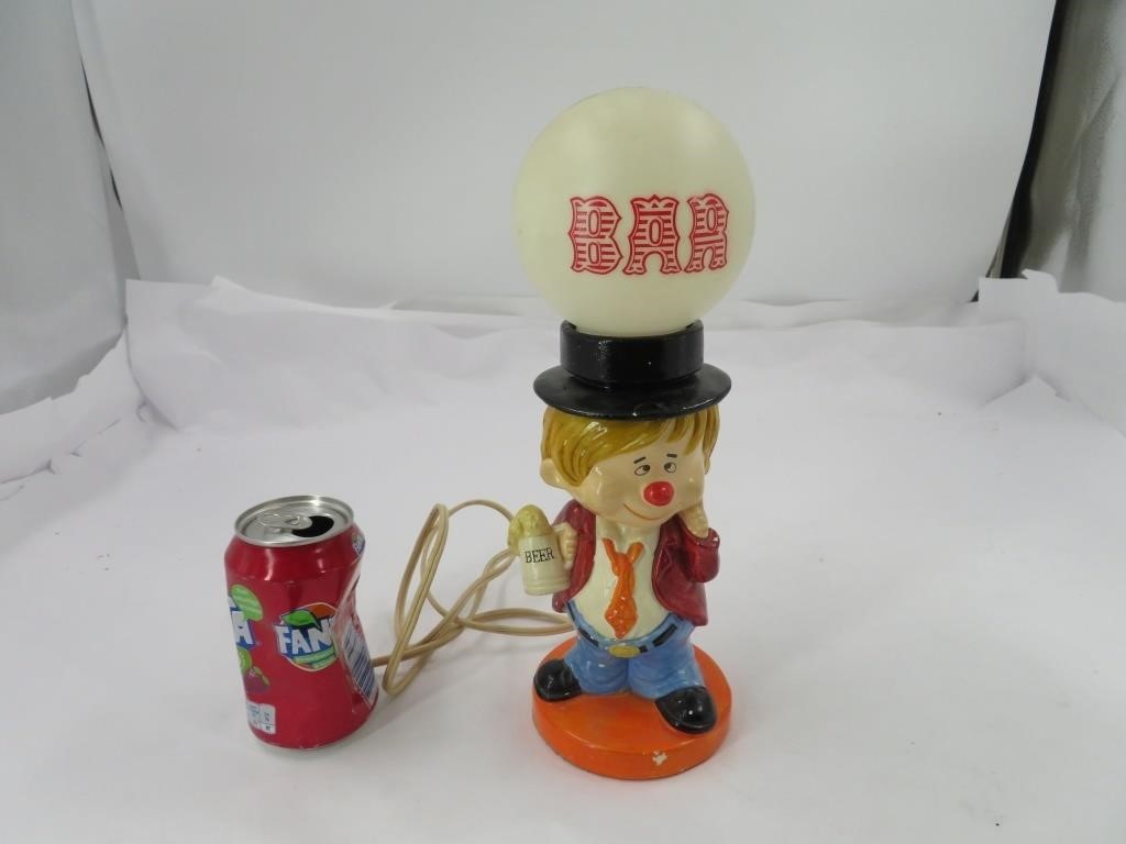 Lampe '' Bar '' Vintage avec clochard