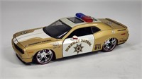 MAISTO 1/24 SCALE DODGE CHALLENGER POLICE CAR