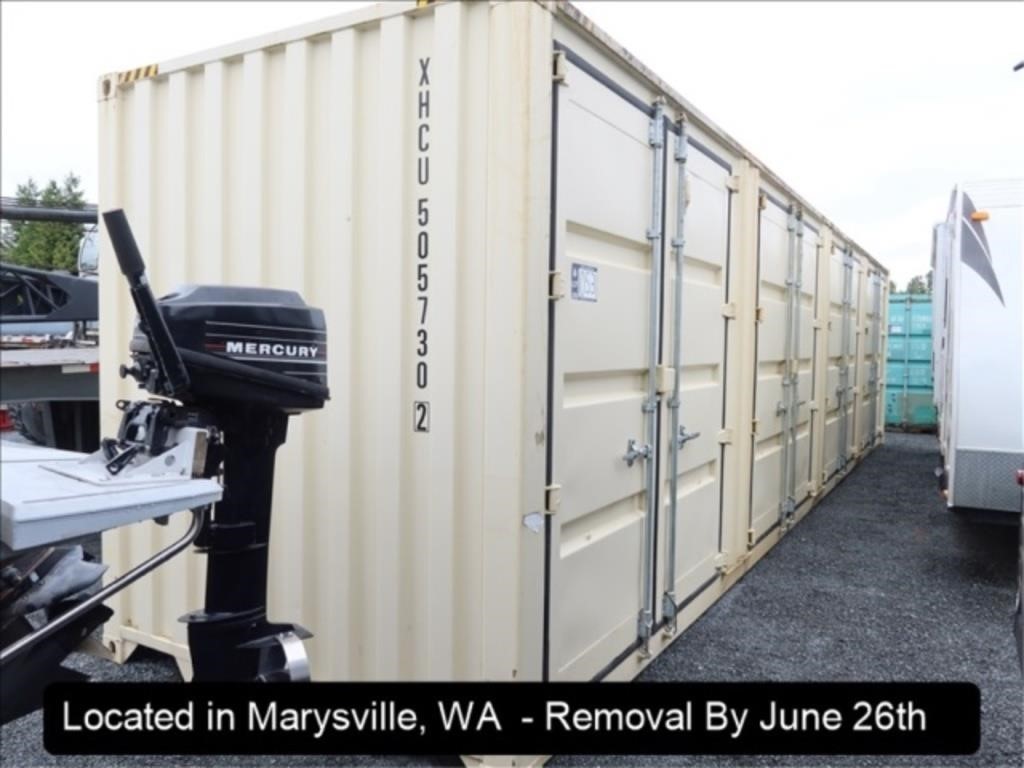 40'L X 8'W X 9'6"H HIGH CUBE SHIPPING CONTAINER