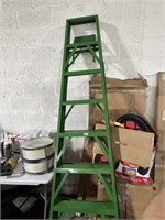 Husky 8ft step ladder aluminum color green