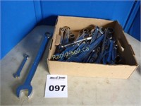 Gray Wrenches