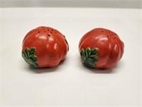 VTG TOMATO SALT AND PEPPER SHAKERS