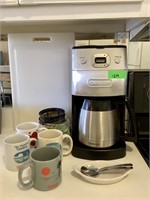 Cuisinart coffee maker with thermal carafe,