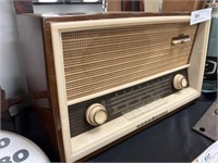 Vintage Boheme Countertop Radio