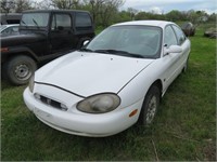 Mercury Sable (Circa 1999), (White)