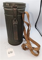 German WW2 Complete Gas Mask & Container