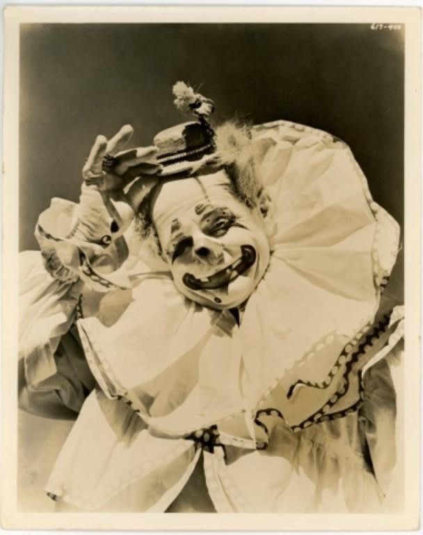 Vintage Circus Photos, Ephemra and Puppets.auction