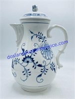 Meissen Porcelain of Germany Blue Onion #122