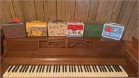 COLLECTION OF VINTAGE LUNCHBOXES-6 QTY