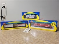 3 Athearn minature toy trains all one money