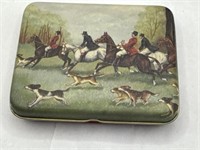 Hunting Dogs scene hinged Tin