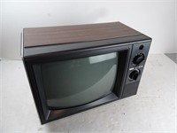 Vintage RCA Television - Nice Condition - Works