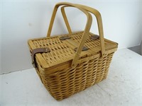 Vintage Picnic Basket - 16x11x9.5