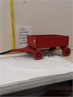 Little red wood wagon