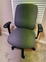 Cushioned Adjustable Office Chair