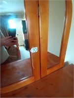 wood dressor with mirror