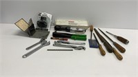 Misc tools: 3/8’’ ratchet wrench, swivel lens